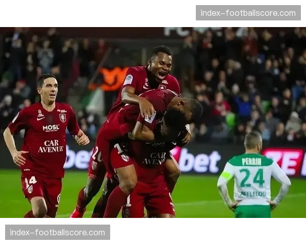 里尔主帅在赛前发布会透露，将针对梅斯门将出球弱点部署针对性前场压迫策略