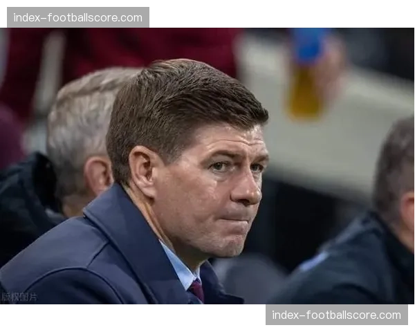 官方：斯特拉斯堡主教练维埃拉因战绩不佳被解雇